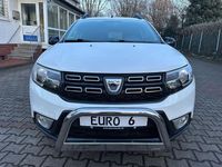 Gebraucht Dacia Sandero Celebration 90 PS (66 kW) 2018 Weiß SUV