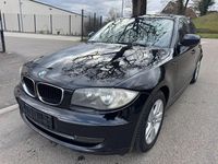 Gebraucht BMW 118 Advantage 143 PS (105 kW) 2011 Schwarz Kleinwagen