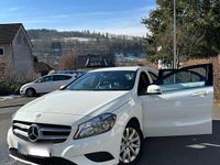Gebraucht Mercedes A180 122 PS (89 kW) 2014 Weiß Kleinwagen