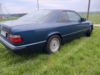 Gebraucht Mercedes 230 132 PS (97 kW) 1989 Blau Coupé
