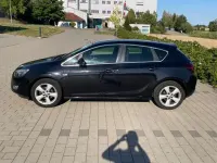 Gebraucht Opel Astra Edition 140 PS (102 kW) 2010 Schwarz Limousine