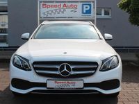 Gebraucht Mercedes E200 Avantgarde 150 PS (110 kW) 2017 Weiß Limousine