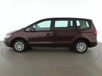 Gebraucht VW Sharan Trendline 150 PS (110 kW) 2018 Rot Van / Kleinbus