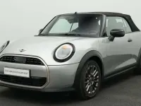 Gebraucht Mini Cooper Cabriolet Favoured 163 PS (119 kW) 2025 Grau Cabrio