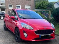Gebraucht Ford Fiesta Cool & Connect 101 PS (74 kW) 2018 Rot Kleinwagen