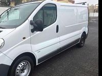 Gebraucht Opel Vivaro 114 PS (83 kW) 2011 Weiß Van / Kleinbus