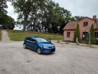 Gebraucht VW Polo 60 PS (44 kW) 2015 Blau Kleinwagen