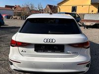 Second-hand Audi A3 Basis 150 CP (110 kW) 2022 Alb Berlinǎ