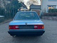 Gebraucht BMW 316 Basis 102 PS (75 kW) 1990 Blau Limousine