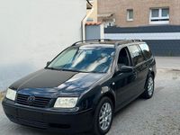 Second-hand VW Bora 131 CP (96 kW) 2003 Negru Break