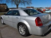 Gebraucht Chrysler 300C 218 PS (160 kW) 2006 Silber Limousine