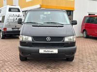Gebraucht VW Multivan 116 PS (85 kW) 2001 Deepblack perleffekt Van