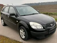 Second-hand Kia Rio 84 CP (61 kW) 2005 Negru Hatchback