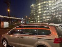 Gebraucht VW Sharan Highline 177 PS (130 kW) 2015 Gold Van / Kleinbus