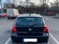 Gebraucht BMW 118 143 PS (105 kW) 2009 Schwarz Kleinwagen