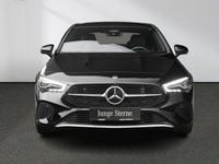 Gebraucht Mercedes CLA180 136 PS (100 kW) 2024 Unilack nachtschwarz Limousine