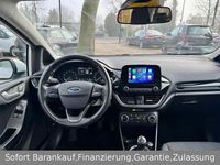 Gebraucht Ford Fiesta Trend 75 PS (55 kW) 2018 Weiss Kleinwagen