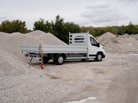 Neu Maxus eDeliver 9 150 kW (204 PS) 2025 Weiss / warm white Van