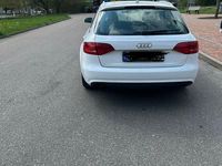 Używany Audi A4 Ambition 120 KM (88 kW) 2012 Biały Kombi