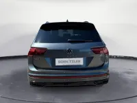 Gebraucht VW Tiguan Allspace R-line 200 PS (147 kW) 2023 Grau SUV