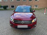Gebraucht VW Tiguan 122 PS (89 kW) 2012 Rot SUV