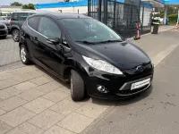 Gebraucht Ford Fiesta Titanium 82 PS (60 kW) 2012 Schwarz Kleinwagen