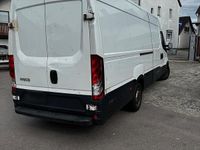Usata Iveco Daily 2019 Bianco Monovolume