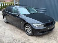 Gebraucht BMW 318 Advantage 129 PS (94 kW) 2006 Schwarz Limousine