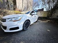 Gebraucht Citroën C4 95 PS (69 kW) 2012 Weiß Kleinwagen