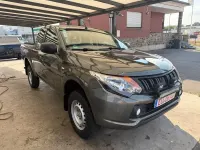 Gebraucht Mitsubishi L200 Basis 154 PS (113 kW) 2017 Silber Pickup