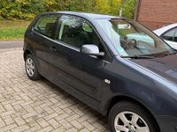 Gebraucht VW Polo 75 PS (55 kW) 2004 Grün Kleinwagen