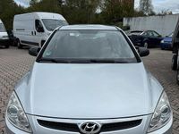 Gebraucht Hyundai i30 109 PS (80 kW) 2008 Silber Limousine