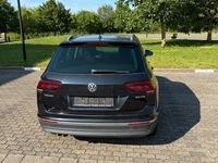 Gebraucht VW Tiguan Highline 150 PS (110 kW) 2017 Schwarz SUV