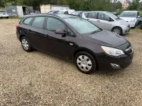 Gebraucht Opel Astra Edition 101 PS (74 kW) 2012 Kombi