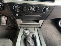 Gebraucht BMW 525 163 PS (119 kW) 2005 Silber Kombi