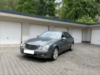 Gebraucht Mercedes E350 272 PS (200 kW) 2008 Grau Limousine