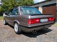 Brugt BMW 320 129 HK (94 kW) 1988 Beige Sedan