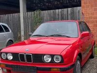 Gebraucht BMW 325 170 PS (125 kW) 1990 Rot Limousine