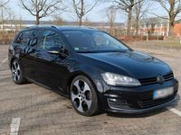 Gebraucht VW Golf VII Highline 150 PS (110 kW) 2015 Schwarz Kombi