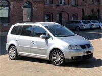 Gebraucht VW Touran 140 PS (102 kW) 2006 Silber Van / Kleinbus