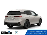 Gebraucht BMW iX Shadowline 300 kW (408 PS) 2025 (grau)  dune grey SUV