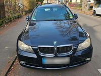 Gebraucht BMW 318 122 PS (89 kW) 2006 Blau Kombi