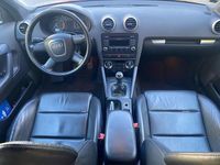 Gebraucht Audi A3 Ambition 170 PS (125 kW) 2009 Rot Kleinwagen