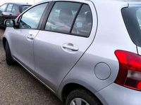 Gebraucht Toyota Yaris Sol 87 PS (63 kW) 2007 Silver mica metallic Kleinwagen