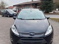 Gebraucht Ford Fiesta 95 PS (69 kW) 2012 Schwarz Kleinwagen