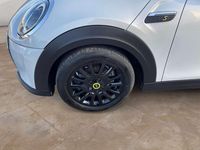 Gebraucht Mini Cooper SE Classic 135 kW (184 PS) 2022 White silver metallic Kleinwagen