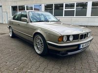 Gebraucht BMW 525 Performance 170 PS (125 kW) 1989 Beige Limousine