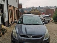 Gebraucht Hyundai i20 Classic 77 PS (56 kW) 2011 Grau Kleinwagen