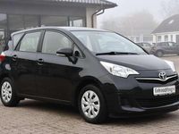 Gebraucht Toyota Verso-S 99 PS (72 kW) 2012 Schwarz Van / Kleinbus