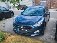 Gebraucht Hyundai i30 Trend 120 PS (88 kW) 2017 Blau Kombi